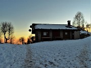 54 Rif. 'I lupi' nella luce e nei colori del tramonto